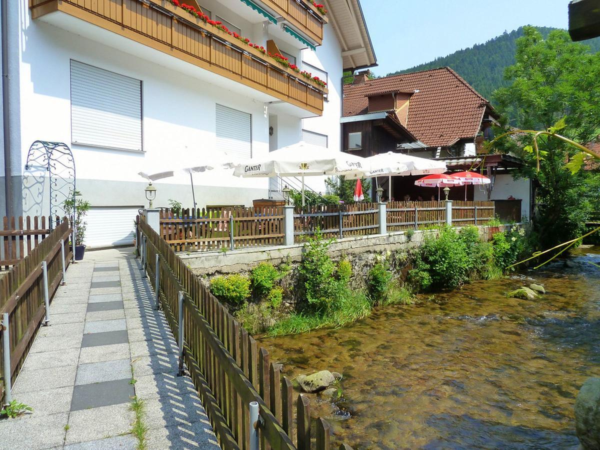 Landgasthof-Hotel-Roessle Oberprechtal Luaran gambar